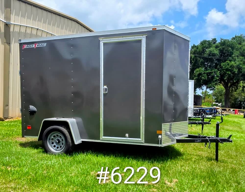 Wells Cargo 6X10 SA Cargo Trailer — Enclosed Cargo for sale in Lafayette LA